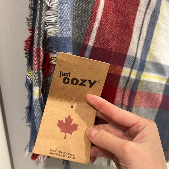 Plaid cozy blanket scarf - Picture 2 of 2